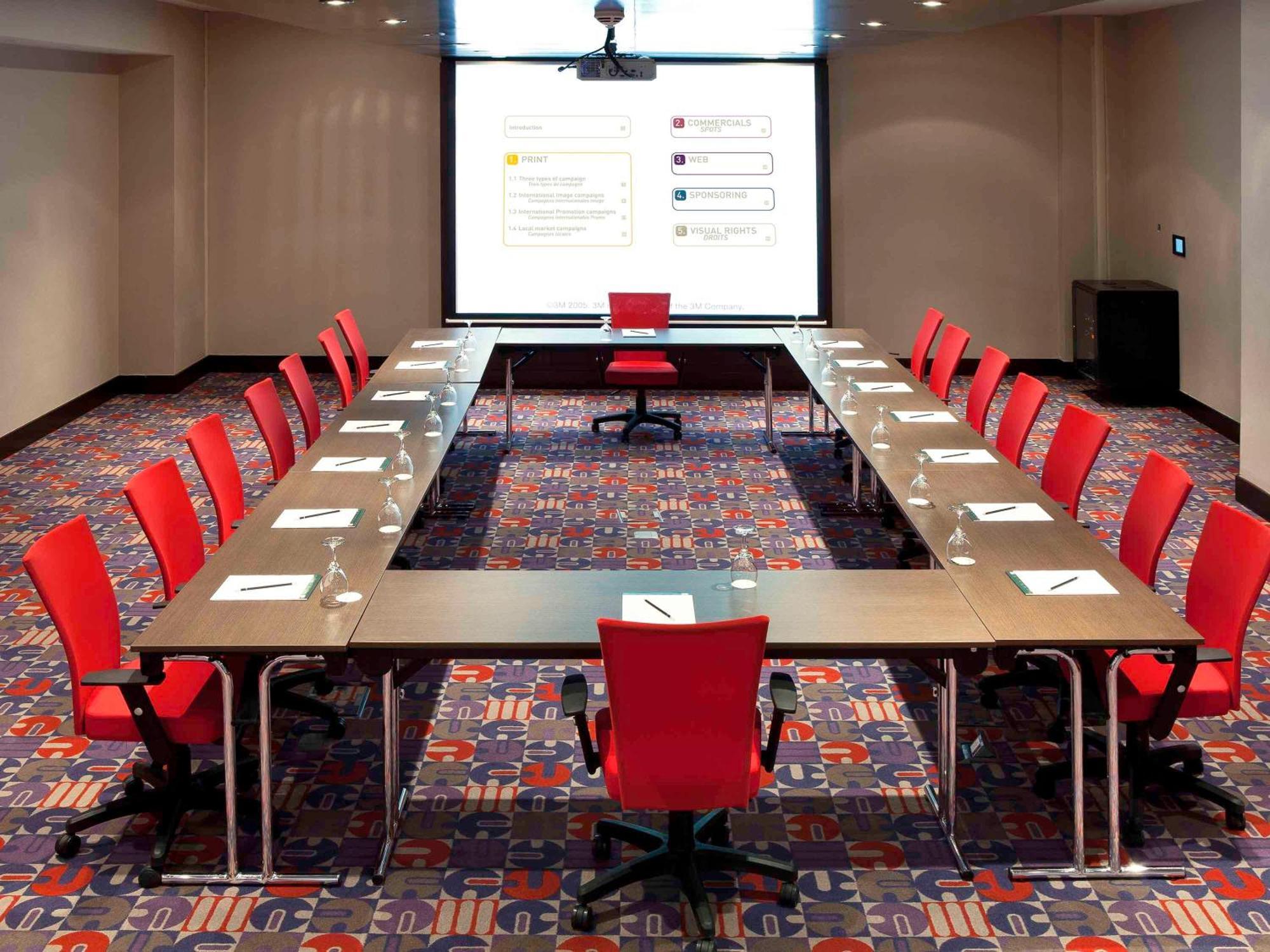 Novotel Business Park Hotel