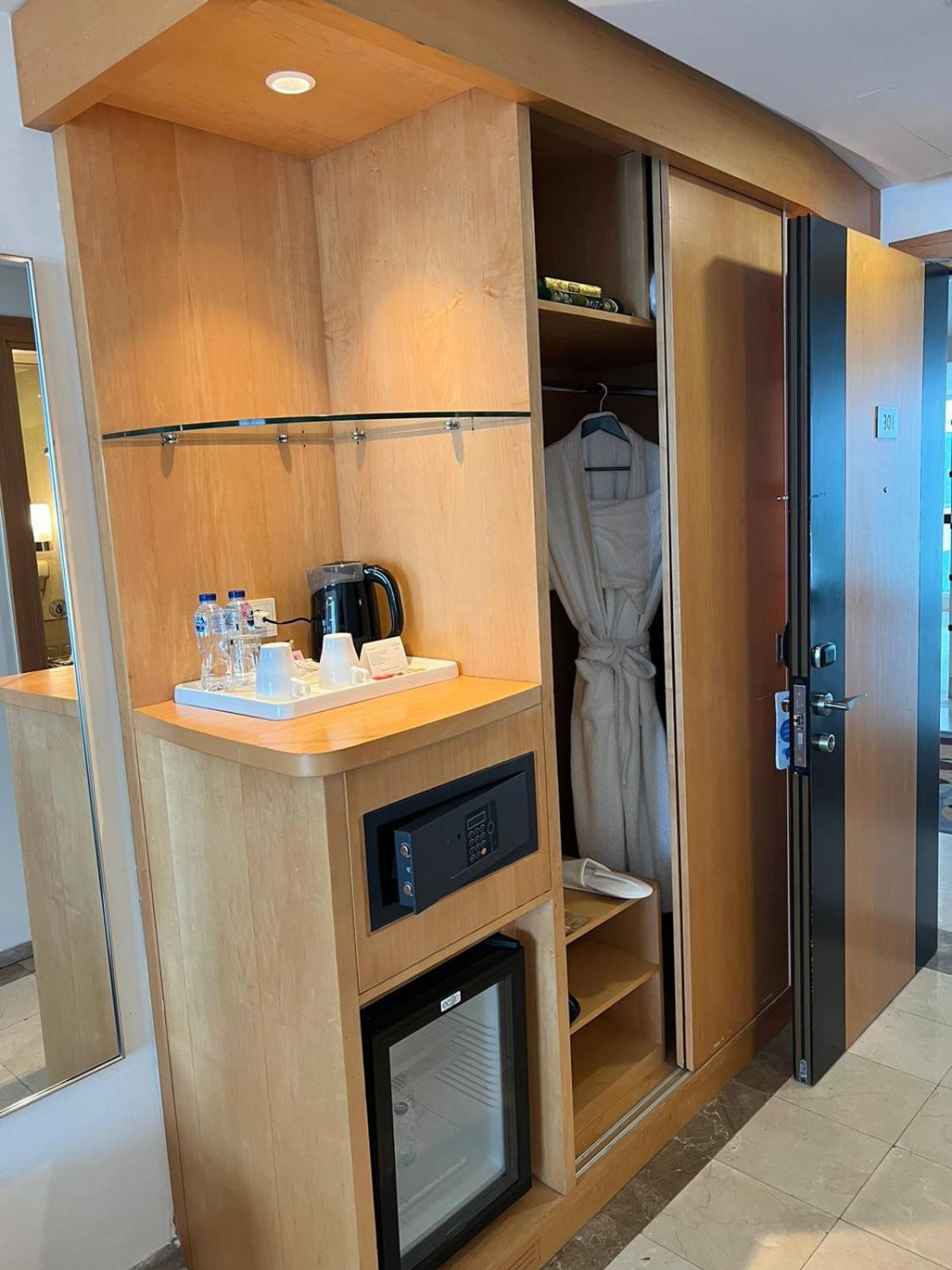 Novotel Business Park Hotel