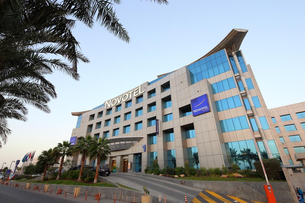 Novotel Business Park 4*